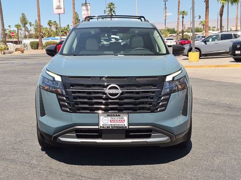 New 2026 Nissan Pathfinder SL FWD image 7