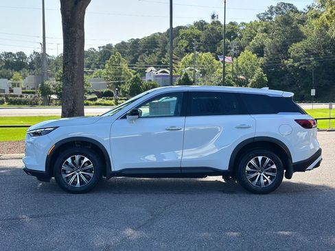 Certified 2025 INFINITI QX60 Pure image 7