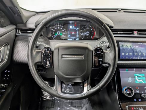Used 2018 Land Rover Range Rover Velar S image 30