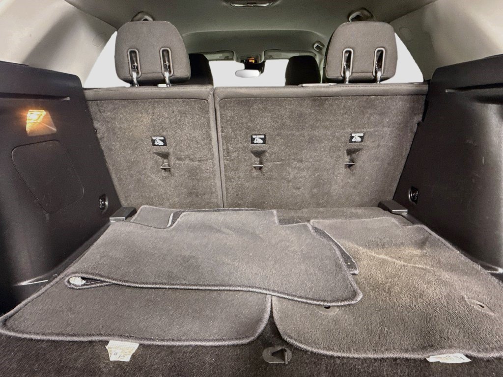 Used 2023 Chevrolet TrailBlazer LT w/ Convenience Package FWD image 34
