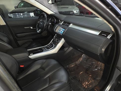 Used 2015 Land Rover Range Rover Evoque Pure Plus AWD/4WD image 29