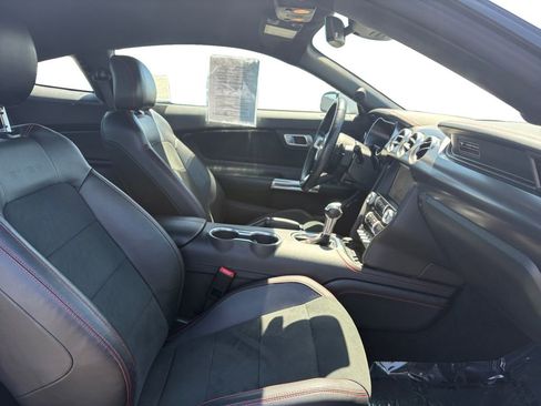 Used 2022 Ford Mustang GT Premium w/ Equipment Group 401A RWD image 17