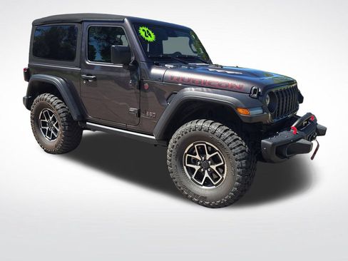 Used 2024 Jeep Wrangler Rubicon w/ Capability Package AWD/4WD image 9