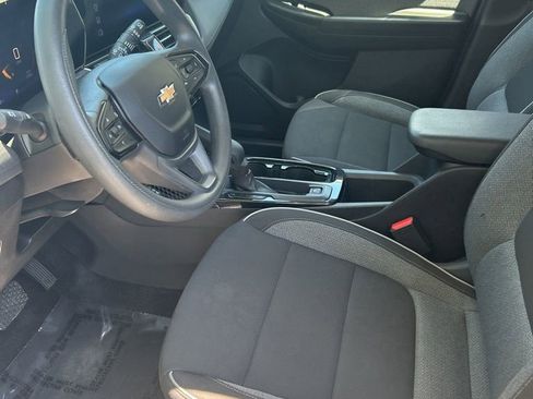 Used 2025 Chevrolet TrailBlazer LT FWD image 12