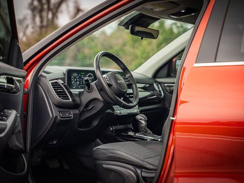 Used 2024 Kia Seltos S image 25