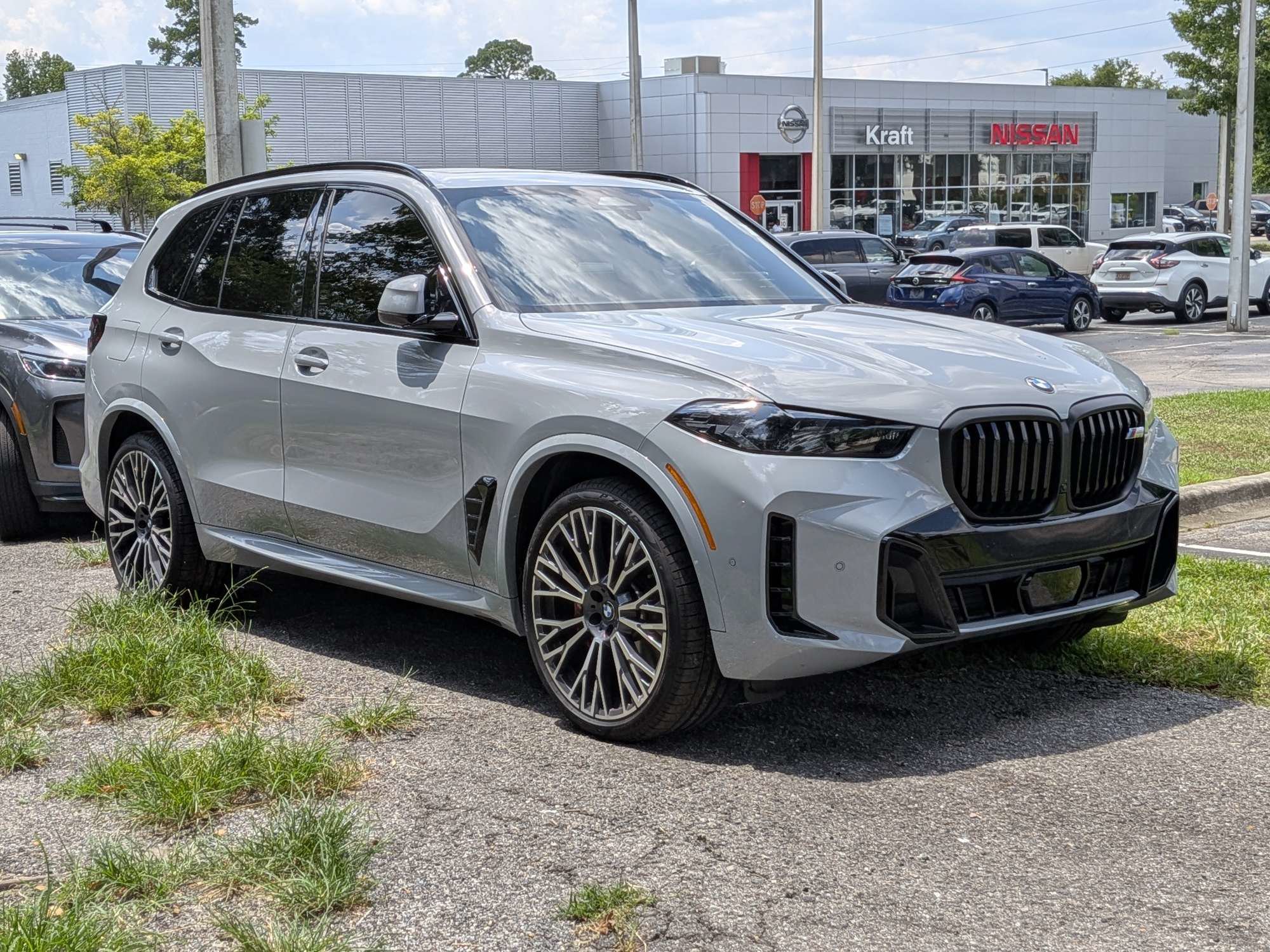 Used 2026 BMW X5 xDrive40i w/ M Sport Package AWD/4WD image 1