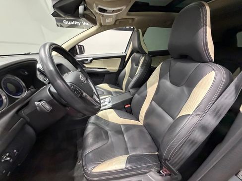 Used 2012 Volvo XC60 T6 AWD/4WD image 17