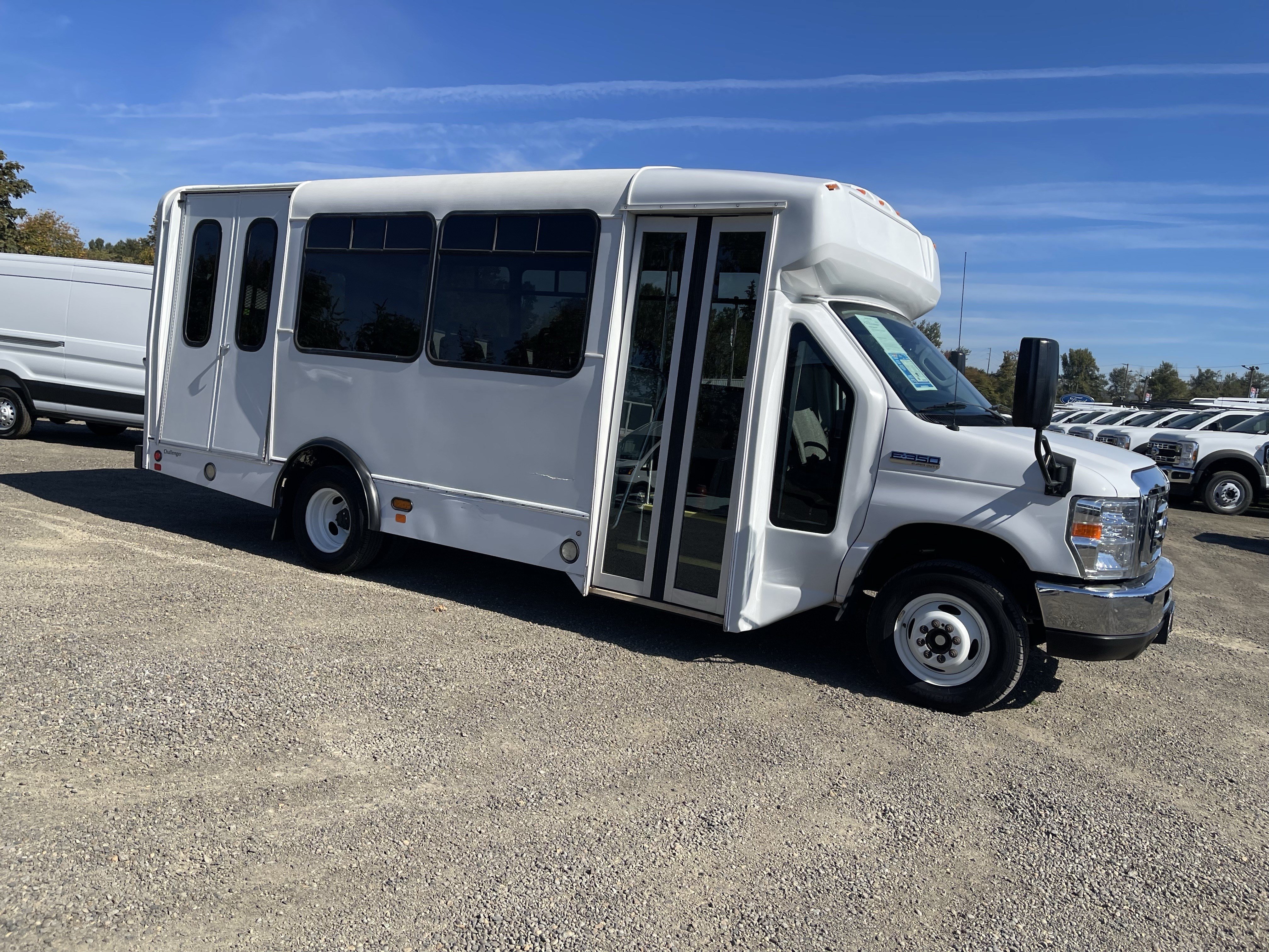Used 2017 Ford E-350 and Econoline 350 Super Duty w/ Shuttle Bus Prep Package RWD image 7
