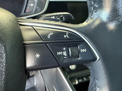 Used 2019 Audi Q3 2.0T Premium Plus w/ Premium Plus Package AWD/4WD image 24