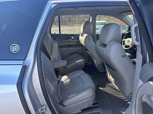 Used 2017 Buick Enclave Leather image 27