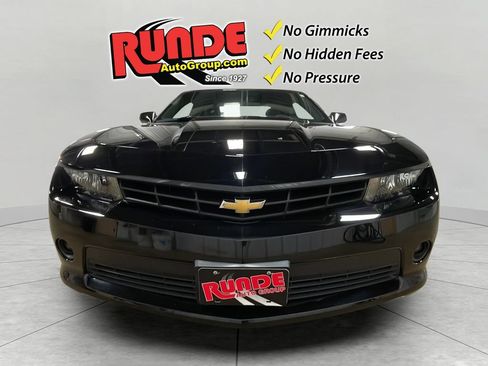 Used 2015 Chevrolet Camaro LT RWD image 9