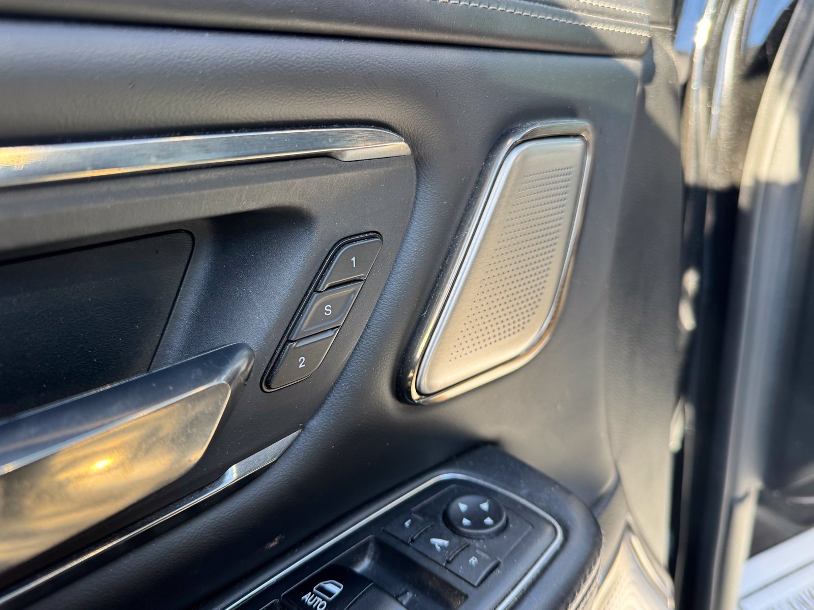 Used 2019 RAM 1500 Limited AWD/4WD image 13