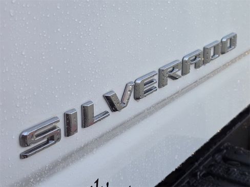 Used 2024 Chevrolet Silverado 2500 LT image 7