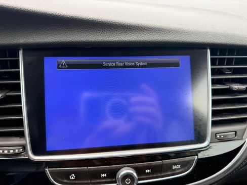 Used 2018 Buick Encore Preferred FWD image 11