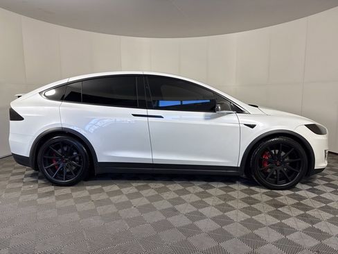 Used 2018 Tesla Model X P100D image 8
