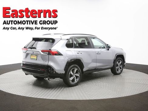 Used 2022 Toyota RAV4 SE image 42