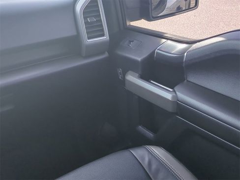 Used 2018 Ford F150 Raptor w/ Exterior Graphics Package image 19