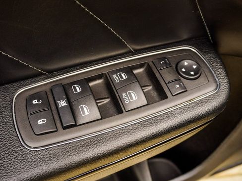 Used 2023 Dodge Charger Scat Pack w/ Daytona Edition Group image 31