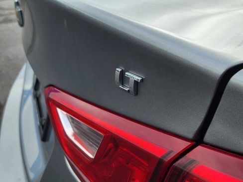 Used 2024 Chevrolet Malibu LT FWD image 28
