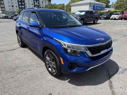 Used 2021 Kia Seltos S AWD/4WD image 4