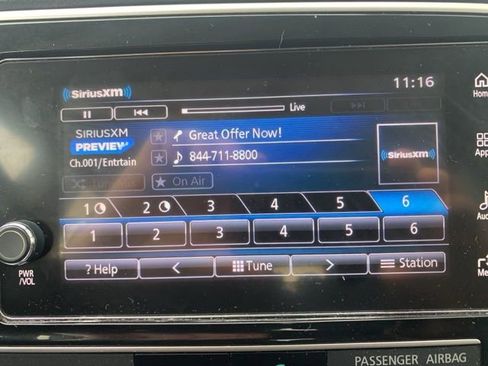 Used 2019 Mitsubishi Outlander AWD image 17