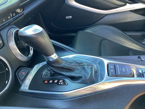 Used 2018 Chevrolet Camaro SS image 11