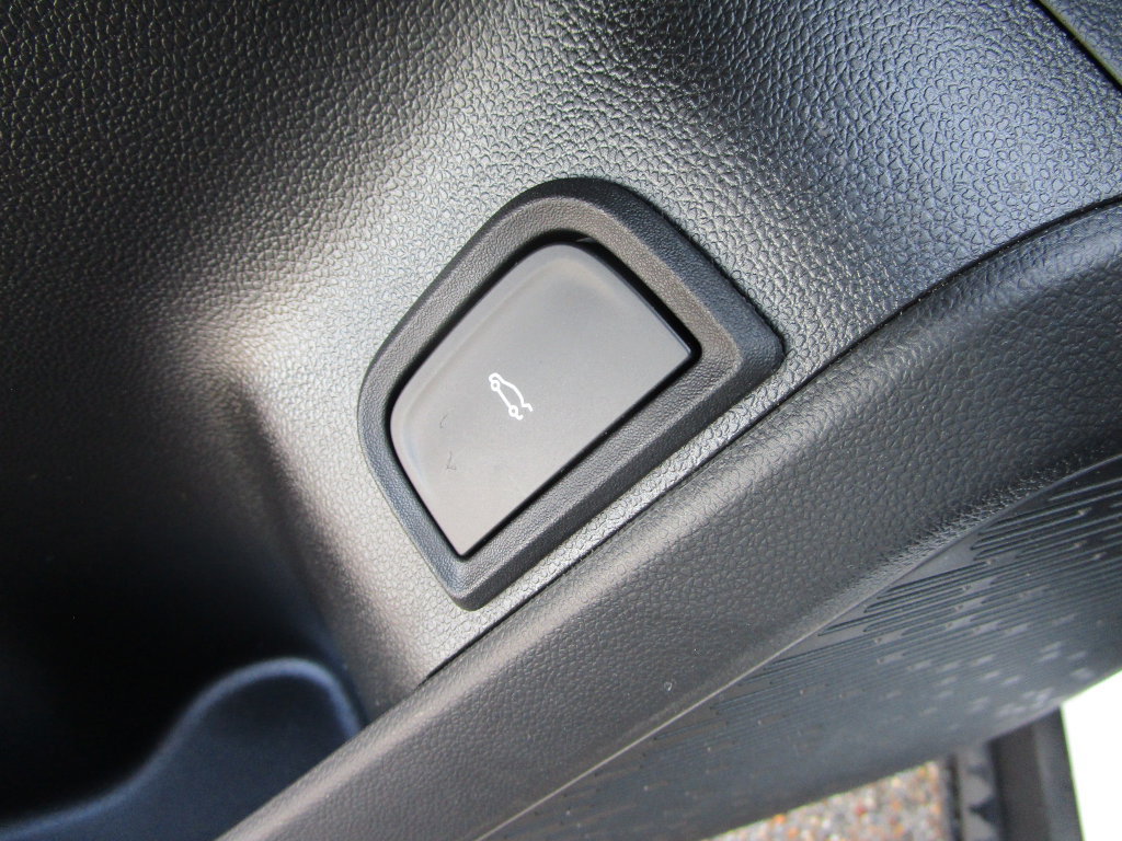 New 2026 GMC Terrain Elevation w/ Elevation Premium Package FWD image 23