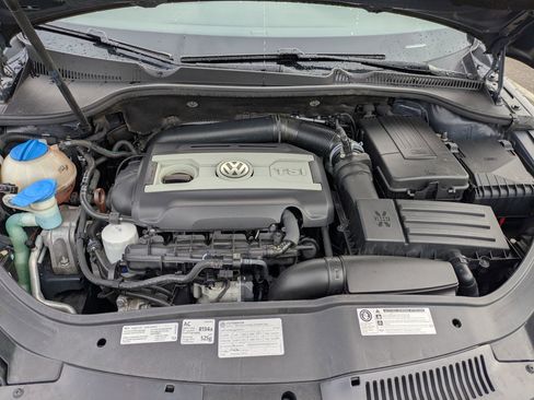 Used 2013 Volkswagen Eos Komfort FWD image 35
