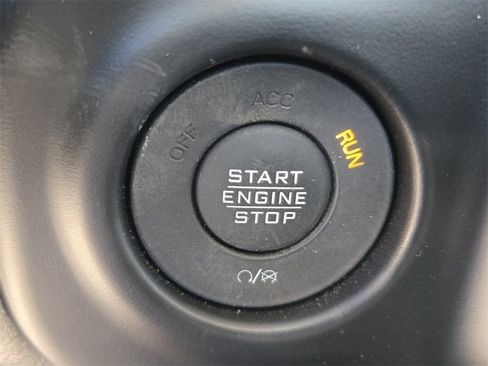 Used 2022 Jeep Gladiator Overland w/ LED Lighting Group image 26