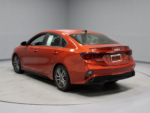 Used 2022 Kia Forte GT-Line w/ GT-Line Premium Package image 9