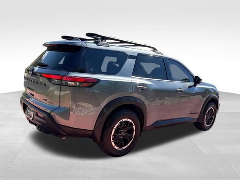 Used 2024 Nissan Pathfinder Rock Creek AWD/4WD image 9