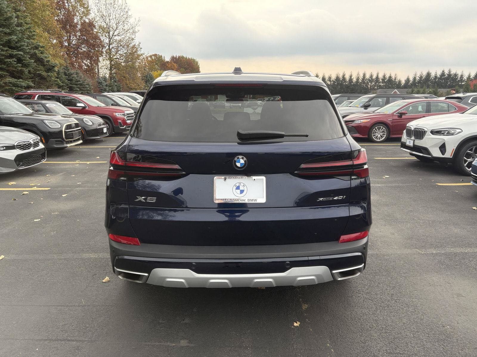Used 2024 BMW X5 xDrive40i w/ Premium Package AWD/4WD image 6