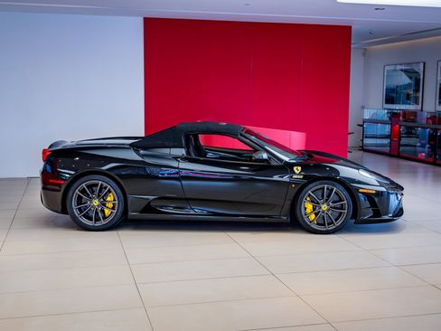 Used 2009 Ferrari F430 Scuderia image 33