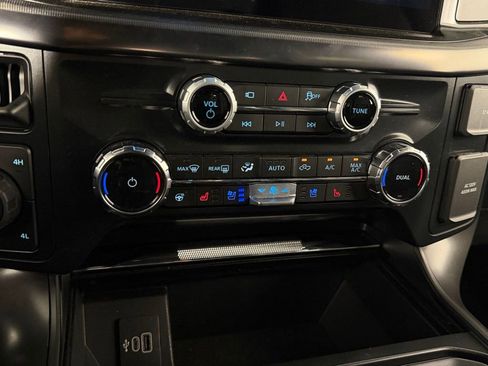 Used 2025 Ford F150 Lariat image 16