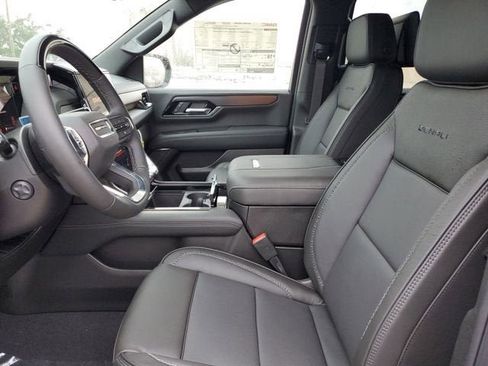 New 2026 GMC Yukon XL Denali image 19