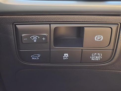 New 2025 Hyundai Tucson Limited image 25