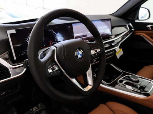 New 2026 BMW X5 sDrive40i image 16