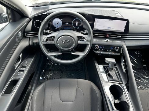 Certified 2023 Hyundai Elantra SEL w/ Convenience Package FWD image 13