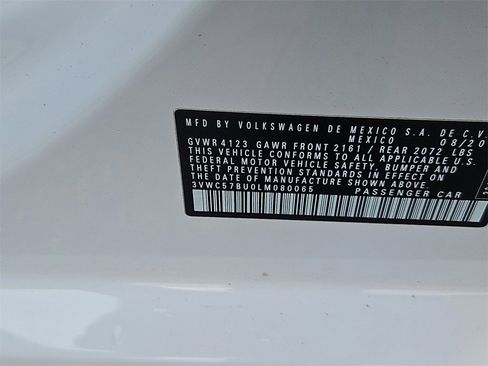 Used 2020 Volkswagen Jetta SE w/ SE Cold Weather Package image 14