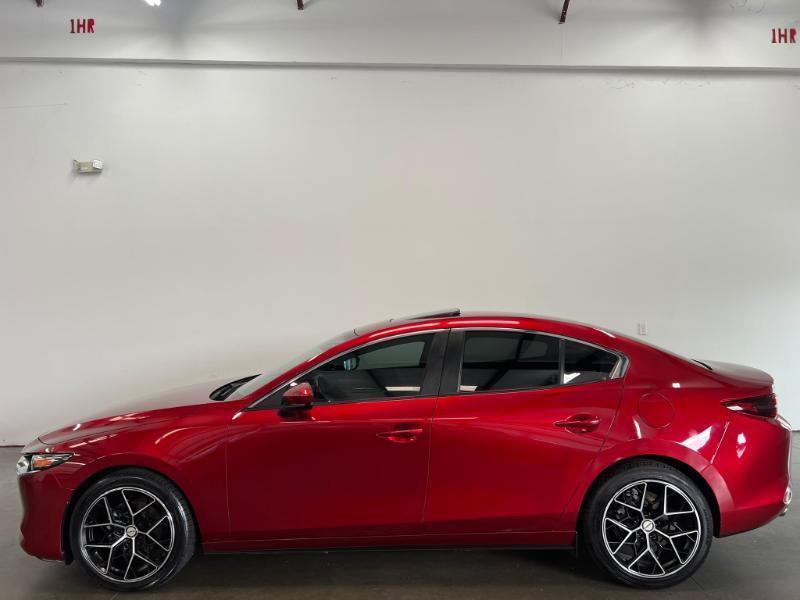 Used 2021 MAZDA MAZDA3 s FWD image 3