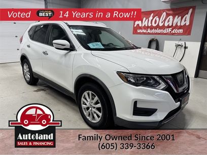 Used 2017 Nissan Rogue SV