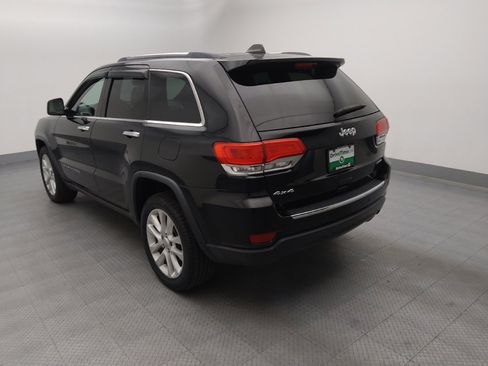 Used 2017 Jeep Grand Cherokee Limited AWD/4WD image 5