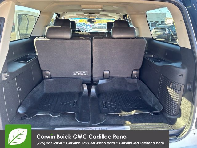 Used 2013 GMC Yukon XL Denali AWD/4WD image 24