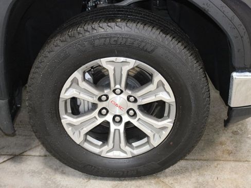 Used 2024 GMC Sierra 1500 SLT image 50