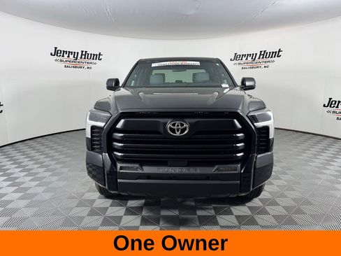 Used 2025 Toyota Tundra SR5 w/ SR5 Convenience Package AWD/4WD image 5