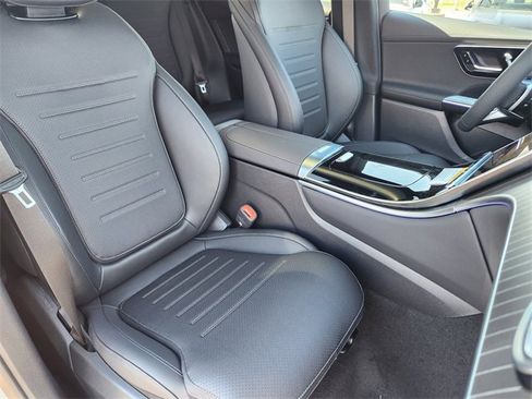 New 2026 Mercedes-Benz GLC 300 4MATIC image 16