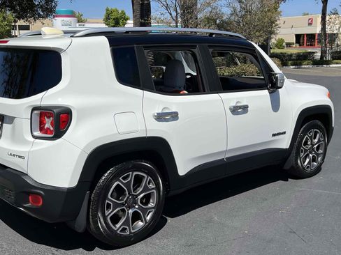 Used 2017 Jeep Renegade Limited FWD image 20