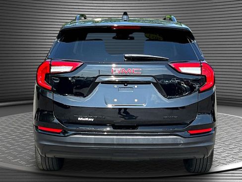 Used 2023 GMC Terrain SLE w/ Driver Convenience Package AWD/4WD image 5