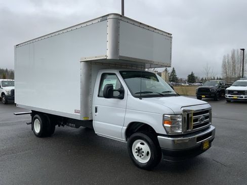 New 2025 Ford E-450 and Econoline 450 Super Duty w/ Power Equipment Group image 3