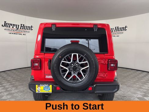 Used 2025 Jeep Wrangler Unlimited Sahara AWD/4WD image 6